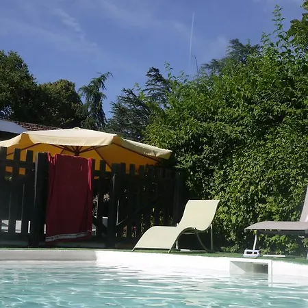 Domaine De Puytirel Frühstückspension
