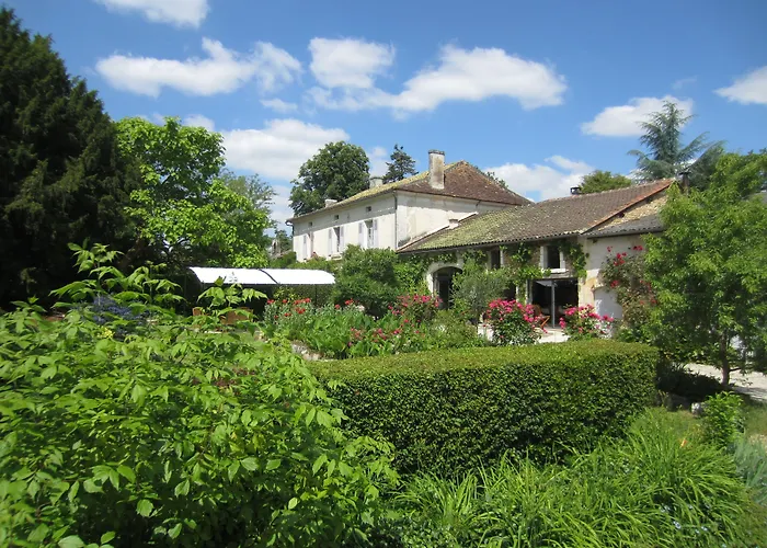 Bed & Breakfast Domaine De Puytirel Champagne-et-Fontaine